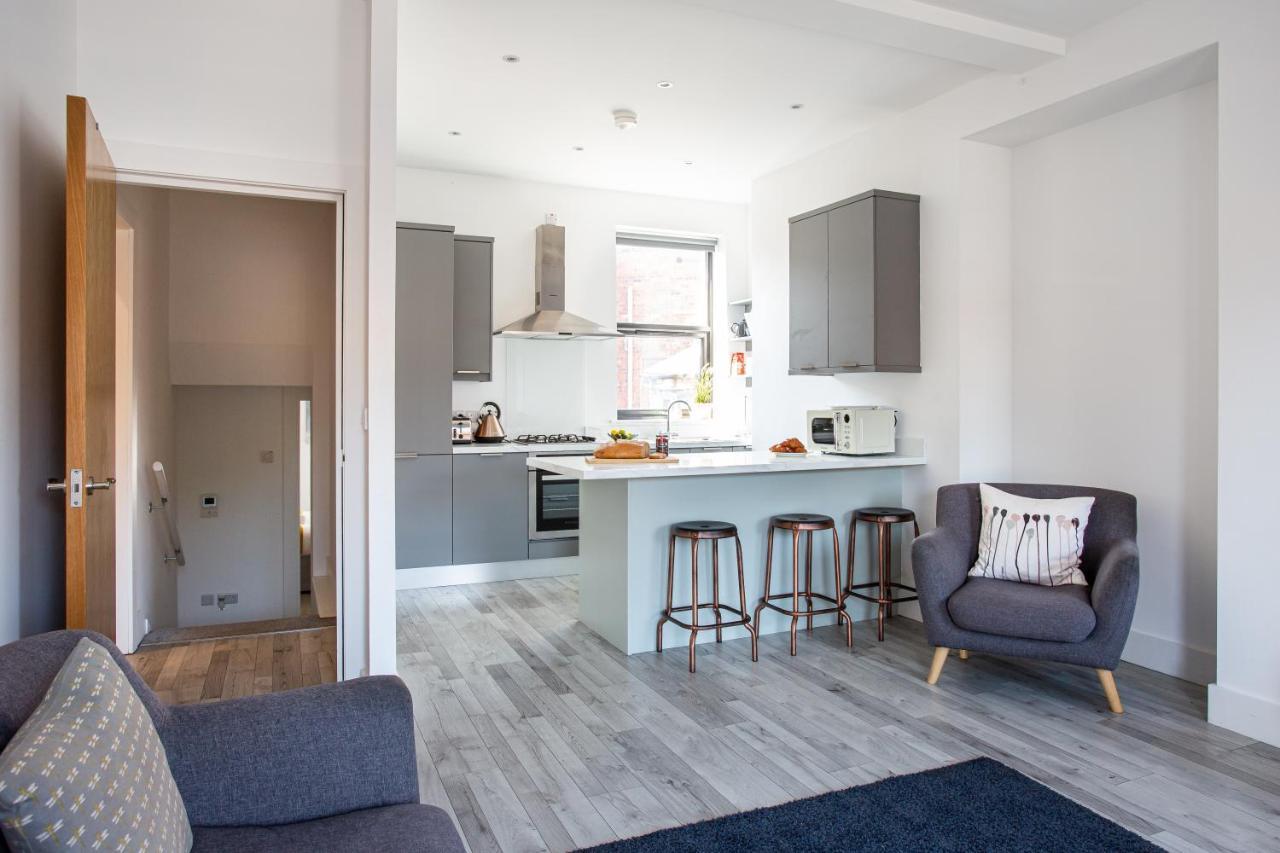 Modern Luxury Apartment, Sleeps 6, Best Location Belfast Dış mekan fotoğraf