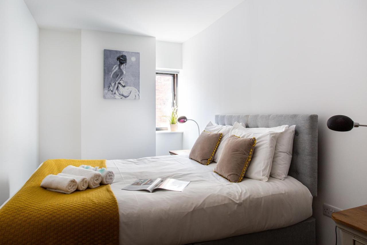 Modern Luxury Apartment, Sleeps 6, Best Location Belfast Dış mekan fotoğraf
