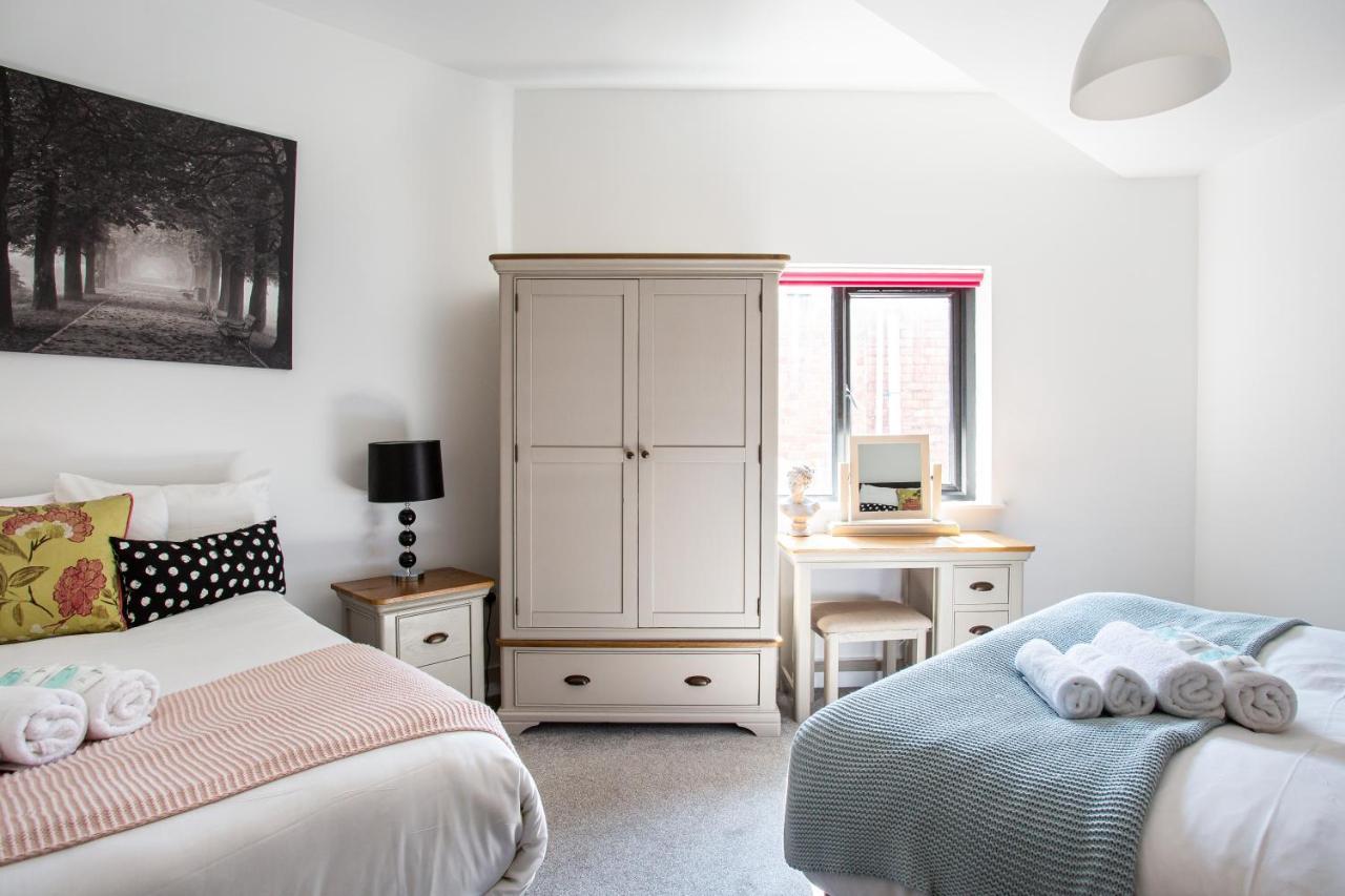 Modern Luxury Apartment, Sleeps 6, Best Location Belfast Dış mekan fotoğraf
