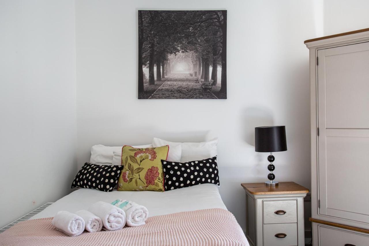 Modern Luxury Apartment, Sleeps 6, Best Location Belfast Dış mekan fotoğraf