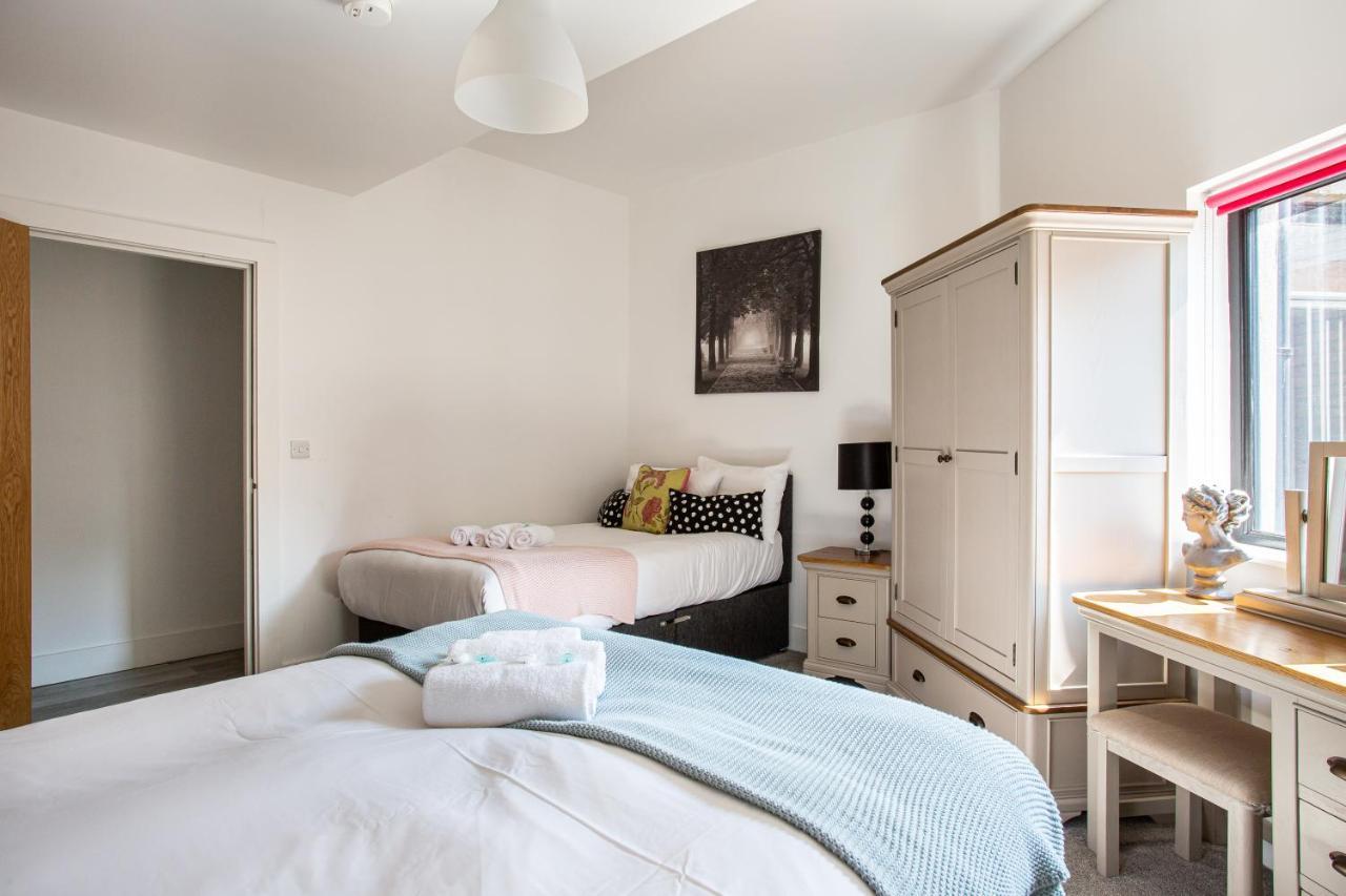 Modern Luxury Apartment, Sleeps 6, Best Location Belfast Dış mekan fotoğraf